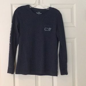 Ladies Vineyard Vines t-shirt long sleeved